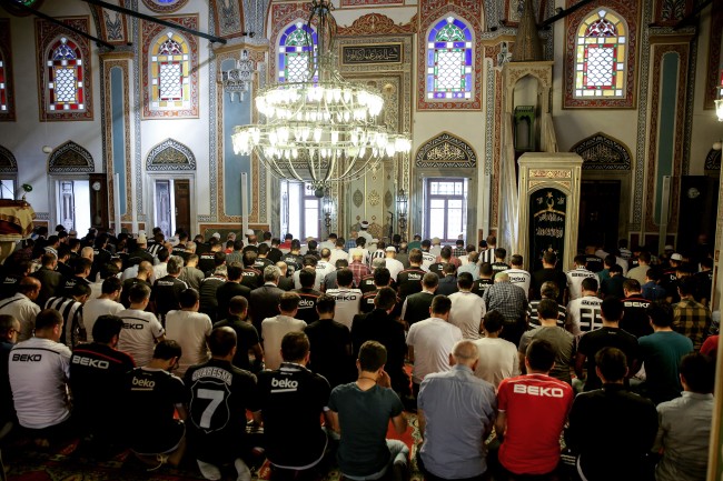 Beşiktaş taraftarı kutlamalara başladı 39