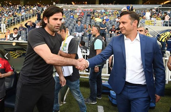 Üzülmez ve Pereira arasında ilginç diyalog 4