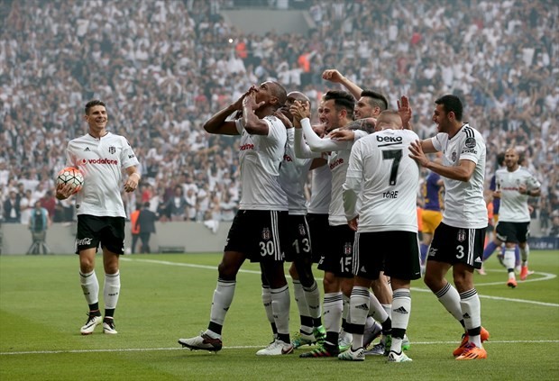 Beşiktaş'ın şampiyonluğa giden 33 haftası 25