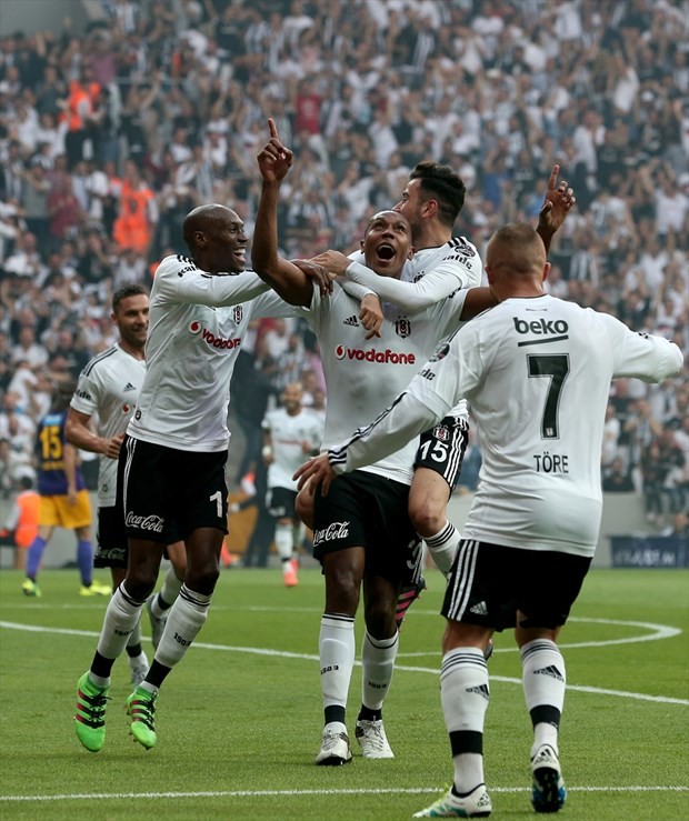 Beşiktaş'ın şampiyonluğa giden 33 haftası 26