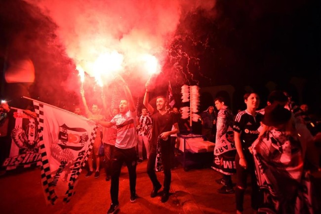 Şenol Güneş tarih yazdı 8