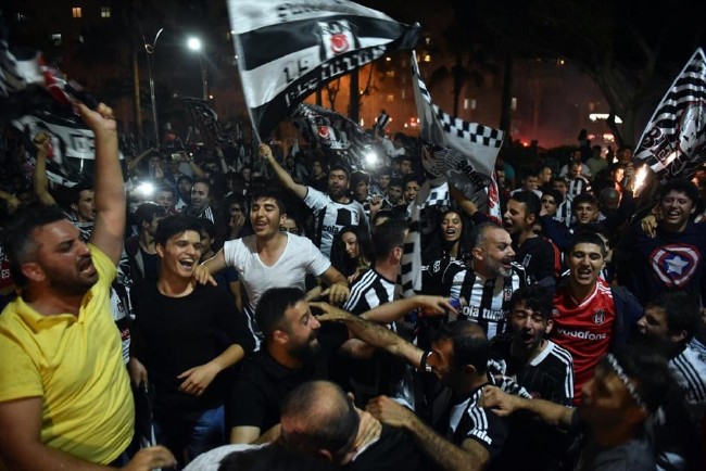 Şenol Güneş tarih yazdı 14