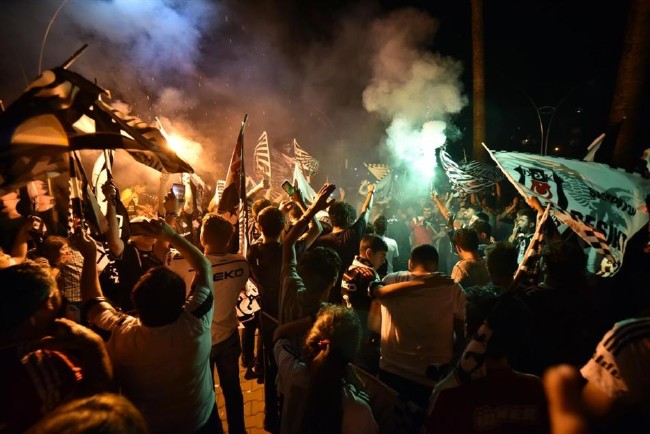 Şenol Güneş tarih yazdı 15