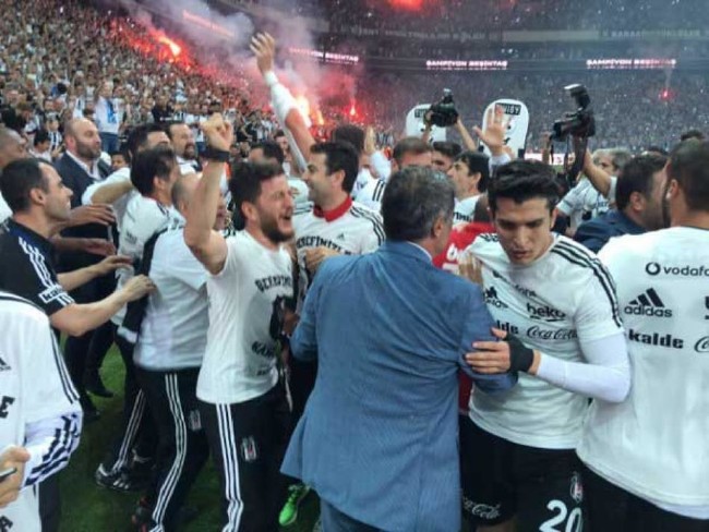 Şenol Güneş tarih yazdı 2