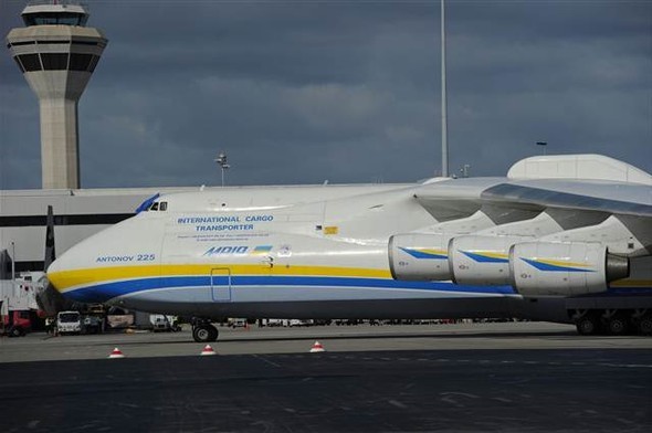 Dev uçağa akın ettiler 12