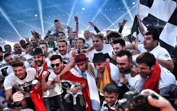 DNA'sında şeref ve onur var 1