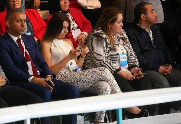 AK Parti kongresinden ilk kareler 25