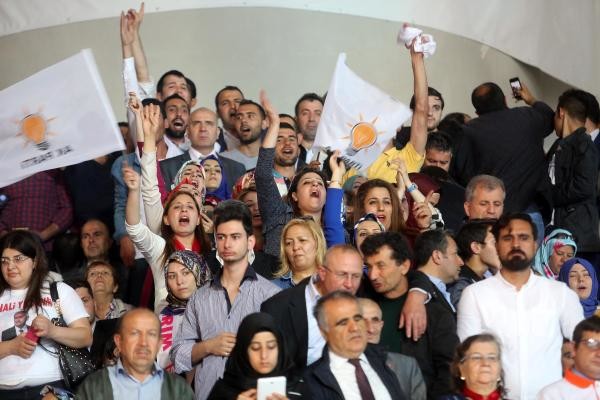 AK Parti kongresinden ilk kareler 27