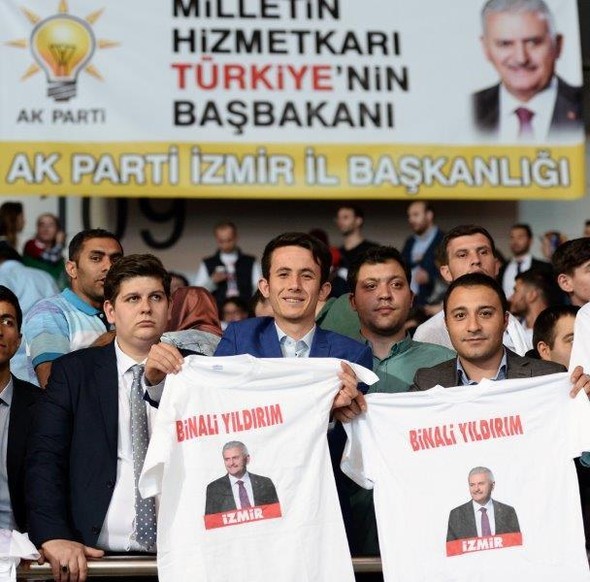 AK Parti kongresinden ilk kareler 12