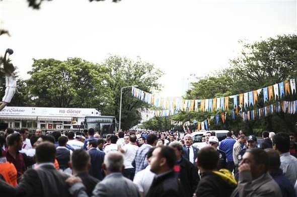 AK Parti kongresinden ilk kareler 11