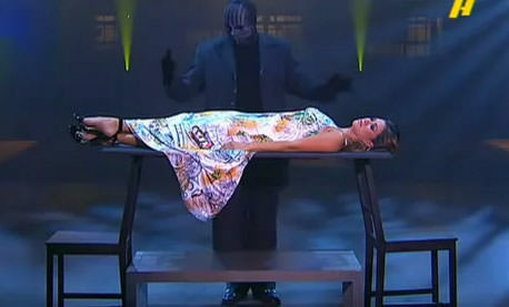 İşte bu gösterinin sırrı 13