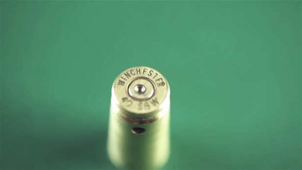 40 kalibre tabanca mermisinden bakın ne yaptı 12