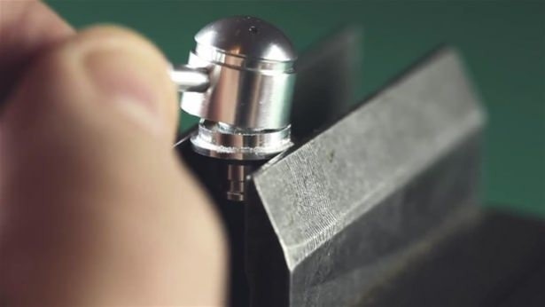 40 kalibre tabanca mermisinden bakın ne yaptı 24