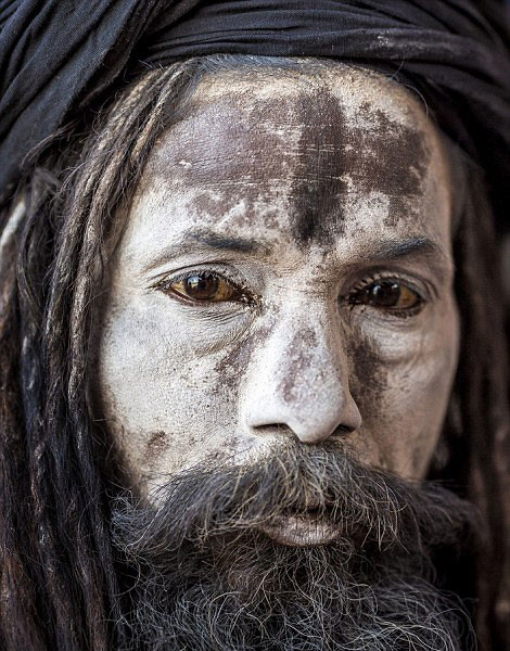Aghori Babalar ölülerini yiyor 2