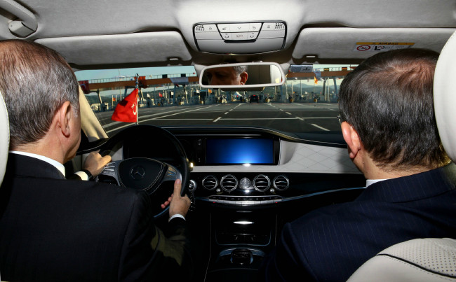 Davutoğlu’nun başbakanlıktaki 21 ayı 19