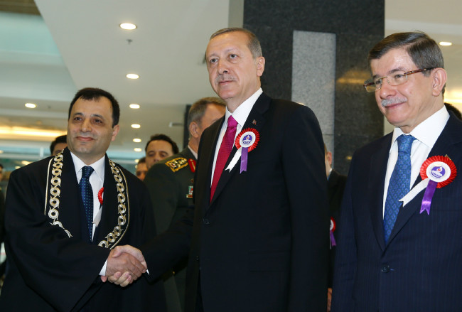 Davutoğlu’nun başbakanlıktaki 21 ayı 20