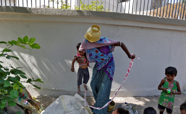 Hindistanlı kadın inşaat işçileri 3