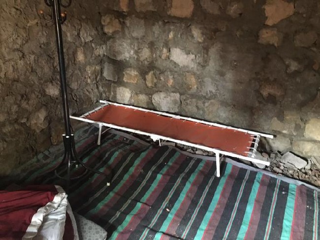 Teröristler evleri ateşe veriyor 7