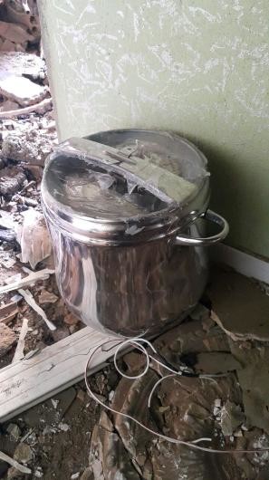 Teröristler evleri ateşe veriyor 14