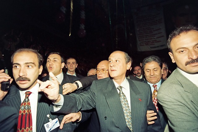 Arşivden çıkan siyaset 12