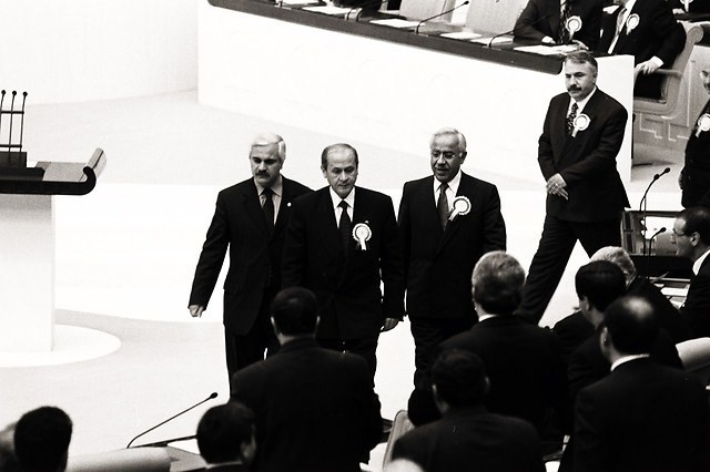 Arşivden çıkan siyaset 18