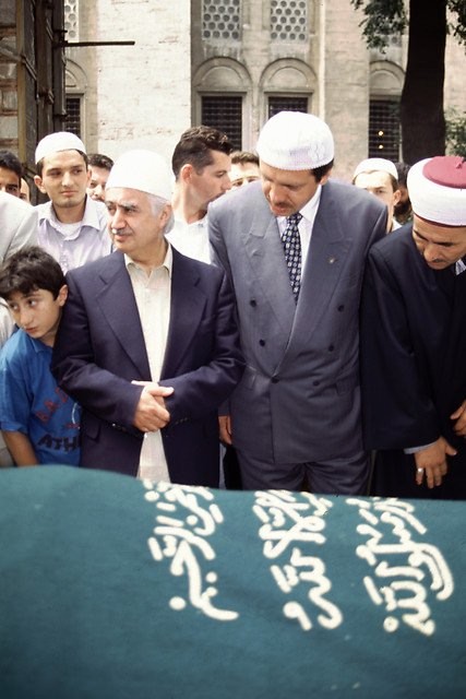 Arşivden çıkan siyaset 72