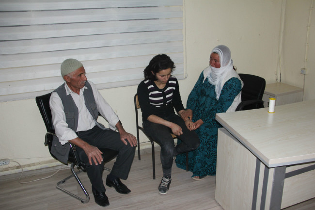 Teslim olan Zehra Kaya'nın ilk görüntüleri 6