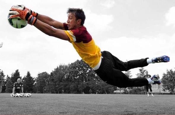 Galatasaray Muslera için teklif bekliyor 1