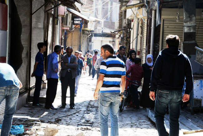 Amerikalı muhabir Sur'a girdi 23