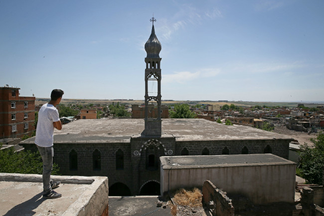 Amerikalı muhabir Sur'a girdi 20