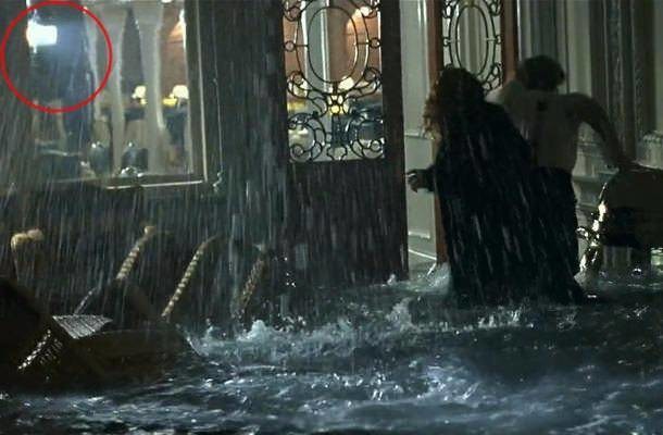 Efsane filmlerin efsane hataları 6