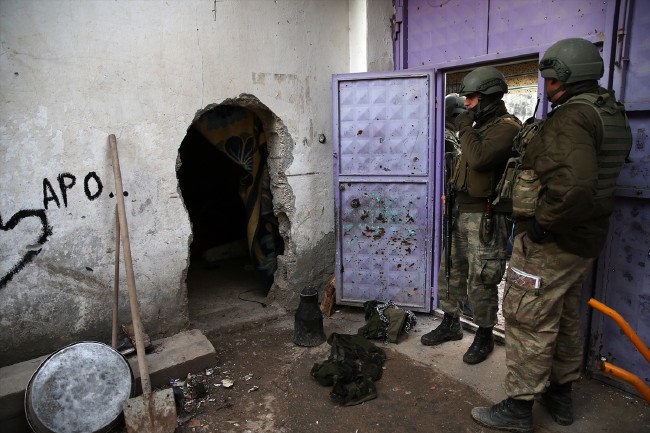 Terörle mücadele eden kahramanların hikayeleri 15