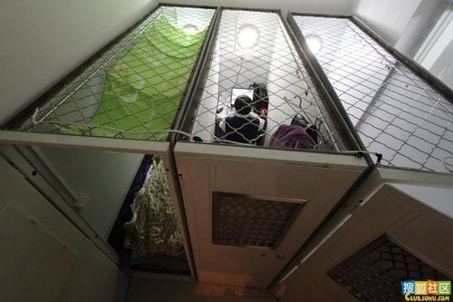 Kapsül evlerde yaşıyorlar 23