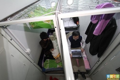 Kapsül evlerde yaşıyorlar 24