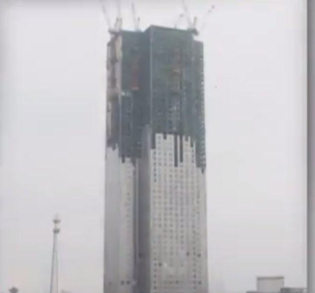 19 günde 57 katlı gökdelen yaptılar 18