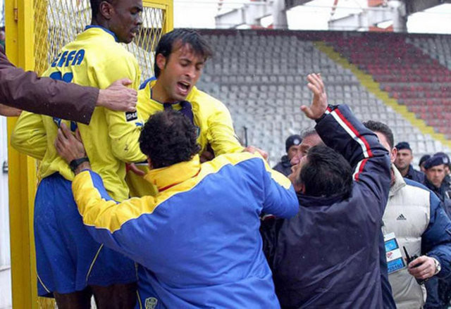 Yeşil sahalarda unutulmaz kavgalar 12