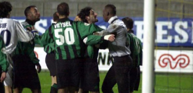 Yeşil sahalarda unutulmaz kavgalar 36