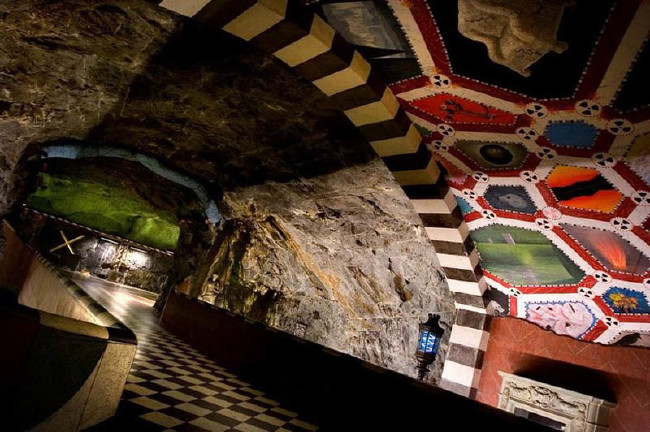 Stockholm metrosu müze gibi 1