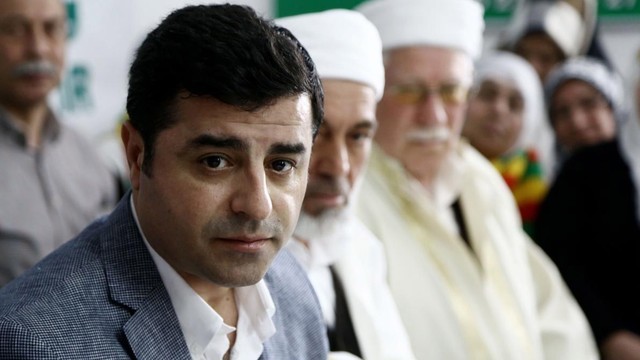 Siyasilerin en şirin halleri 24