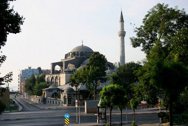 İstanbul'un camilerinin şaşırtan hikayeleri 2