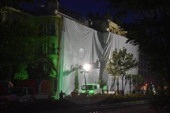 Vezneciler sokaklarında her yer bayrak 8