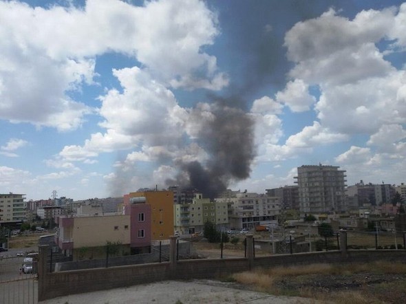 Mardin'de bombalı araçlı saldırı 16