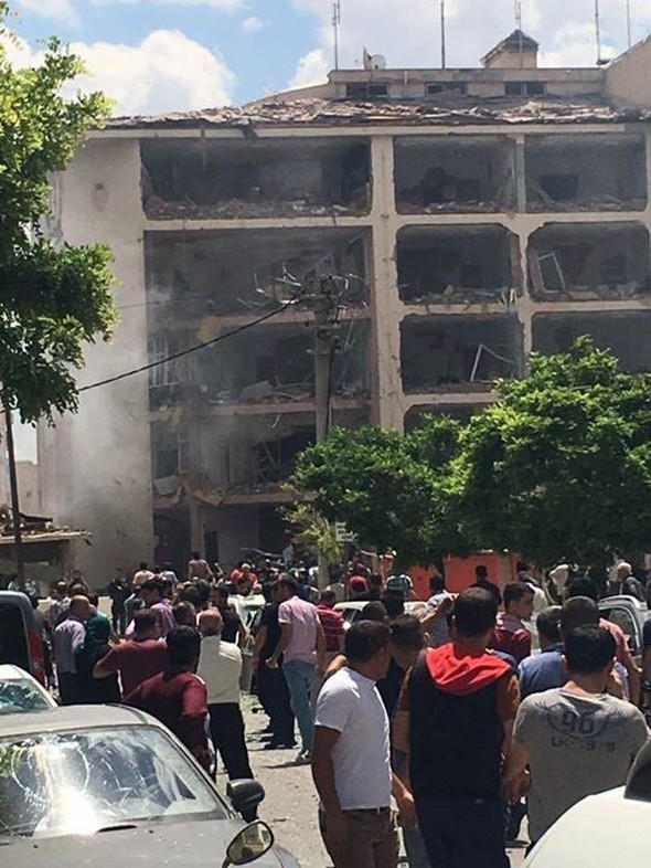 Mardin'de bombalı araçlı saldırı 24