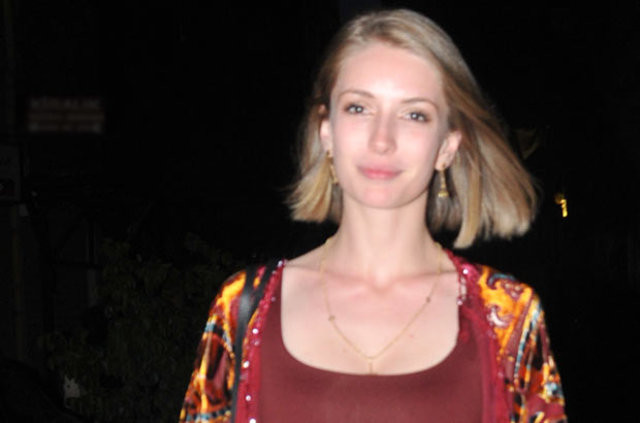 Ünlü isimlerin makyajsız halleri 12