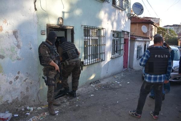 Gaziosmanpaşa'da uyuşturucu operasyonu 24