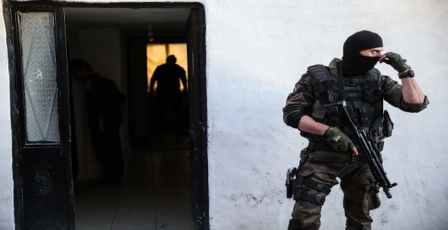 Gaziosmanpaşa'da uyuşturucu operasyonu 11