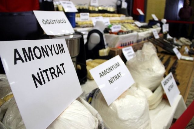 Canlı bomba Yunus Durmaz bilgisayara TNT yüklemiş 10