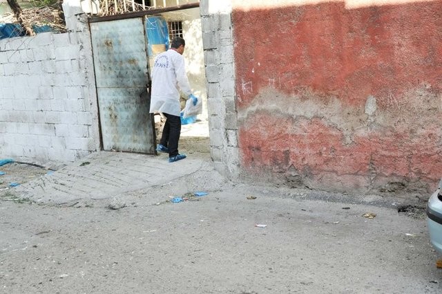 Canlı bomba Yunus Durmaz bilgisayara TNT yüklemiş 5