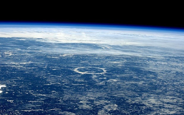 Astronotların paylaşım rekorları kıran kareleri 18