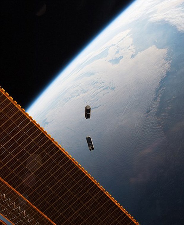 Astronotların paylaşım rekorları kıran kareleri 25